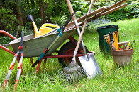 L'entretien des espaces verts.